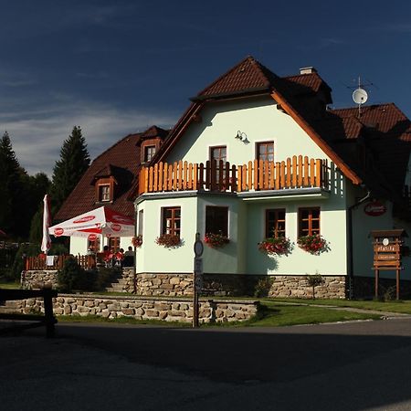 Penzion U Studeneho Potoka Nove Hute Kültér fotó